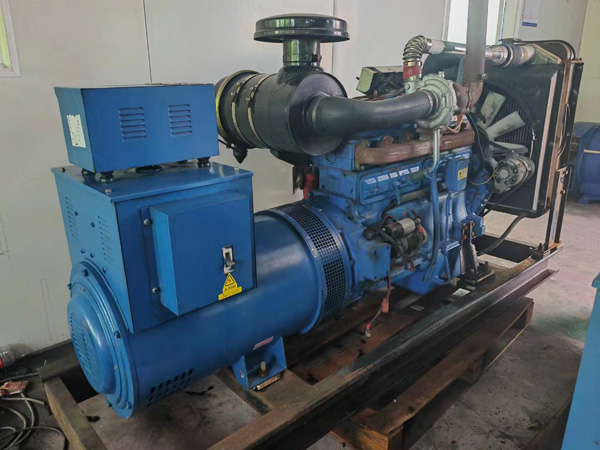 泌阳100kW柴油发电机组使用多级机油有哪些优缺点？